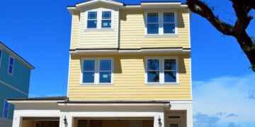 Mortgage Rates Drop: Time to Refinance and Save Big on Your Home Loan!