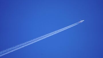 Record-Breaking Flight Delays: What Travelers Need to Know This Weekend
